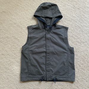 Bugle Boy Hooded Vest